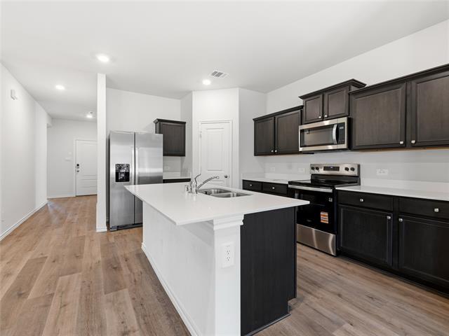 Building Photo - 13137 Vis Ml Dr