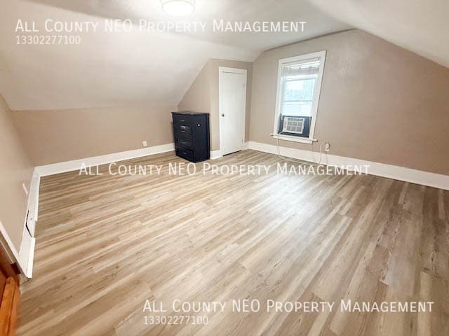 Building Photo - 1212 6th St NE