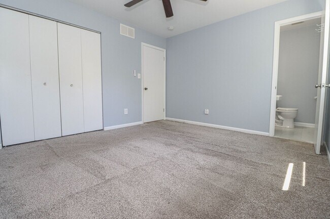 Building Photo - 3 Bedroom Oasis in Severna Park