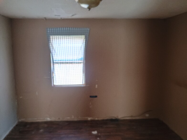 Building Photo - 1307 2nd St