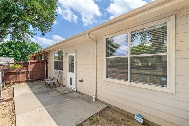 Building Photo - 205 Bexar Dr