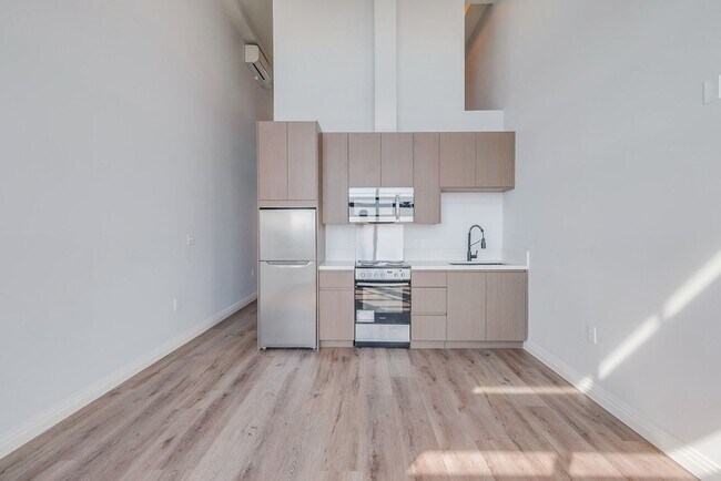 Building Photo - Prime Koreatown - Brand New 1Bd/1Ba 2 Story Loft w/W/D - 6 Weeks Free Rent Concession!