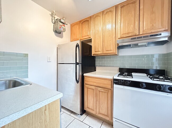 Floorplan - 183 Pinehurst Avenue
