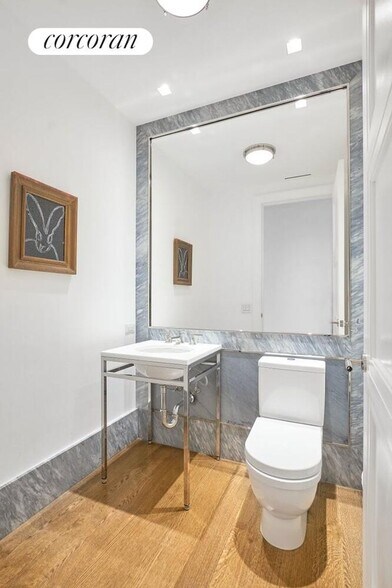 Building Photo - 235 W 75th St