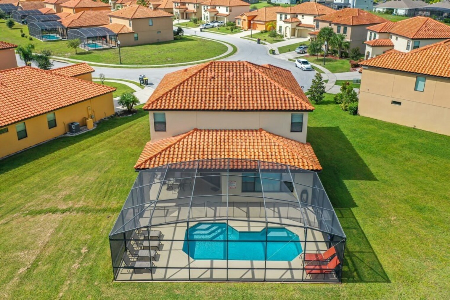 Building Photo - 2533 Rosemont Cir