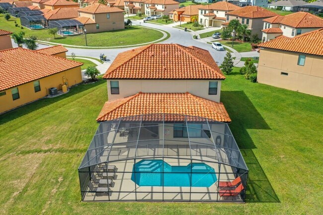 Building Photo - 2533 Rosemont Cir