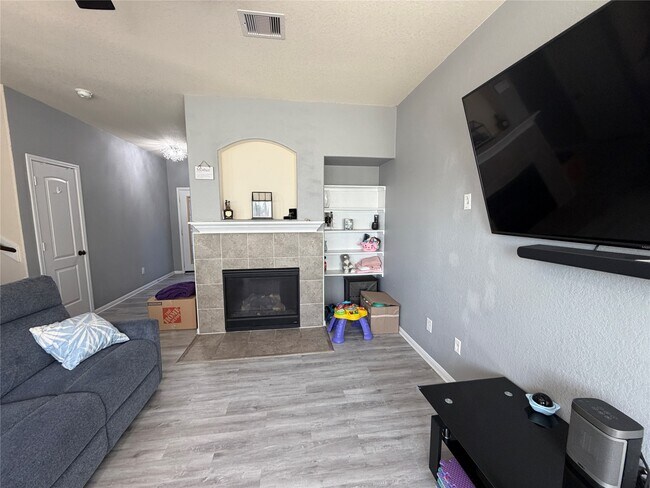 Building Photo - 15218 Loys Coves Ct