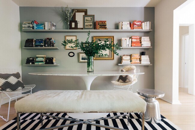 Building Photo - Fully Furnished Hollywood Hills Retreat | Private, Gated, Monthly Rental