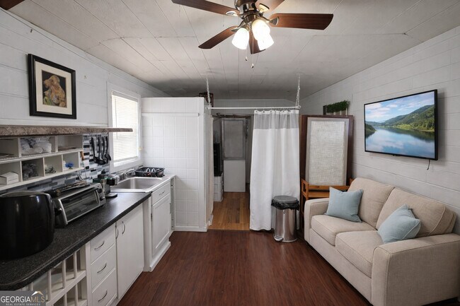 Building Photo - 2298 Tilson Cir