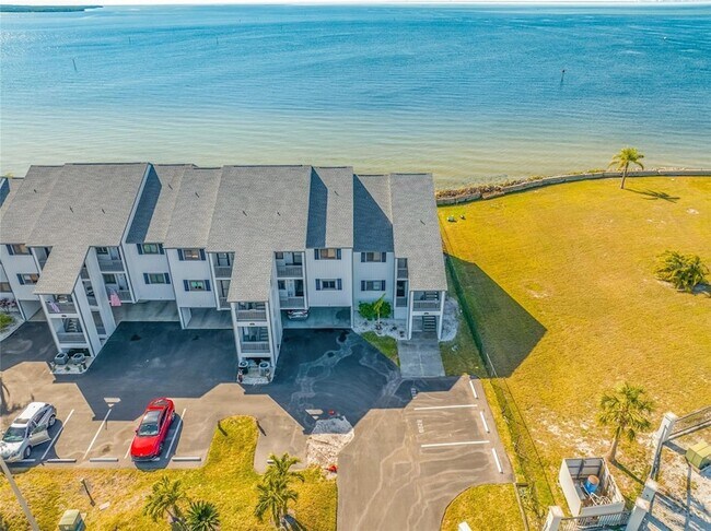 Building Photo - 828 Bahia Del Sol Dr