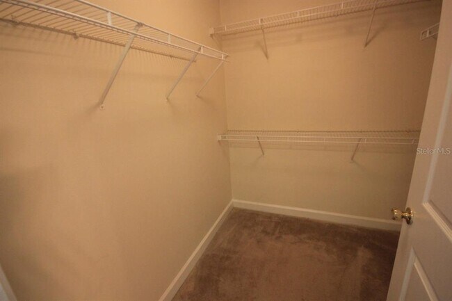 Building Photo - 18361 Bridle Club Dr