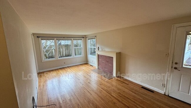 Building Photo - 1137 NW 13th St