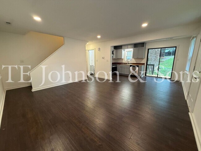 Building Photo - 4309 Walnut Hollow Dr