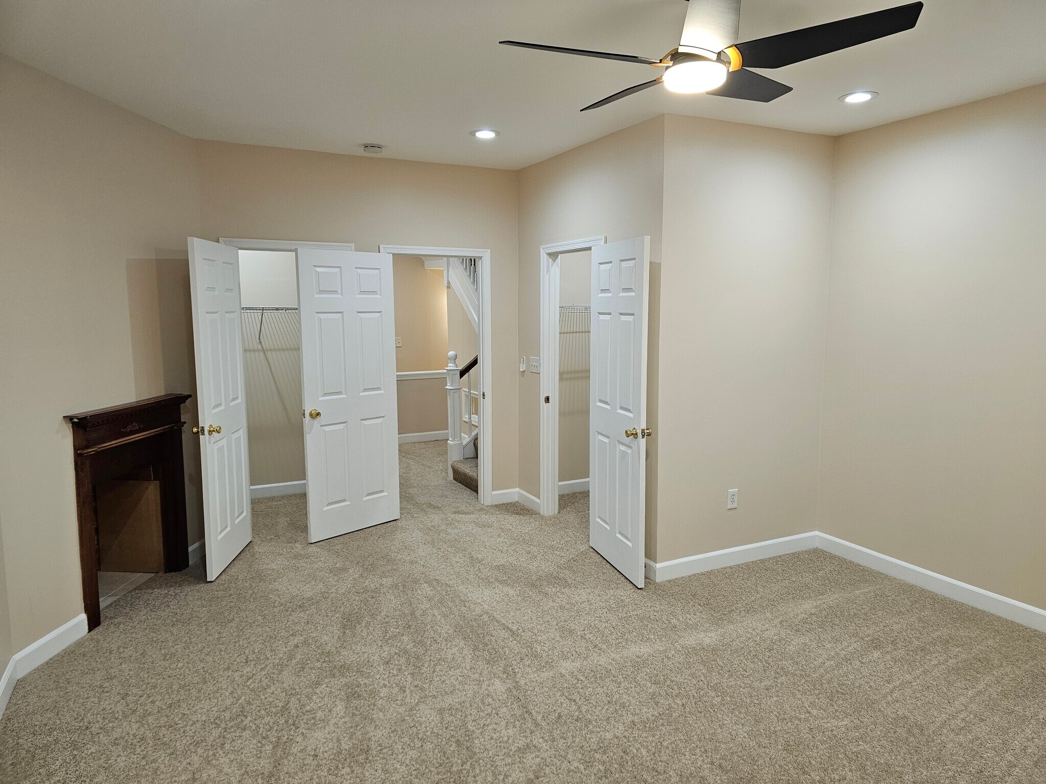 2nd Floor Rear Bedroom - 1919 Saint Paul St