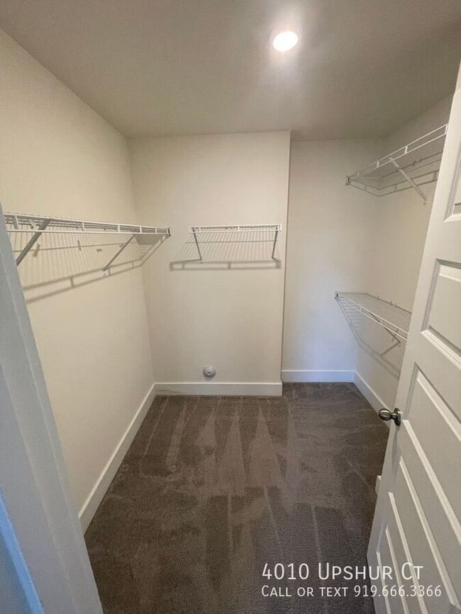 Building Photo - 4010 Upshur Ct