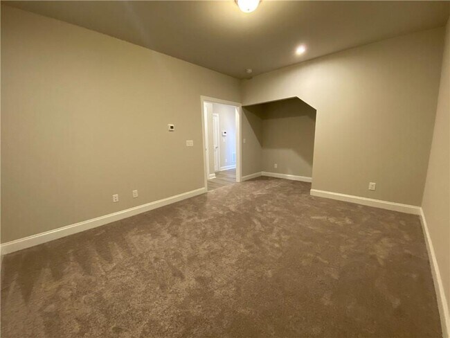 Building Photo - 10012 Jack Dr