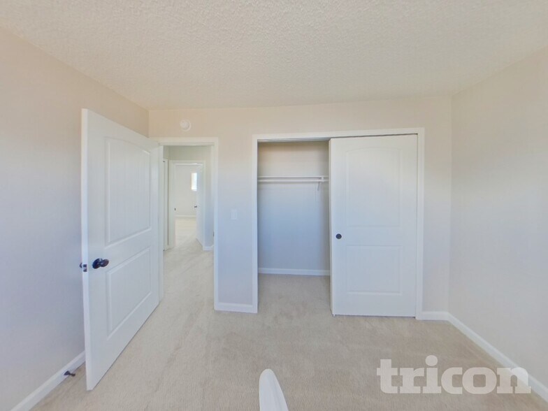 Building Photo - 4080 Candea Ct