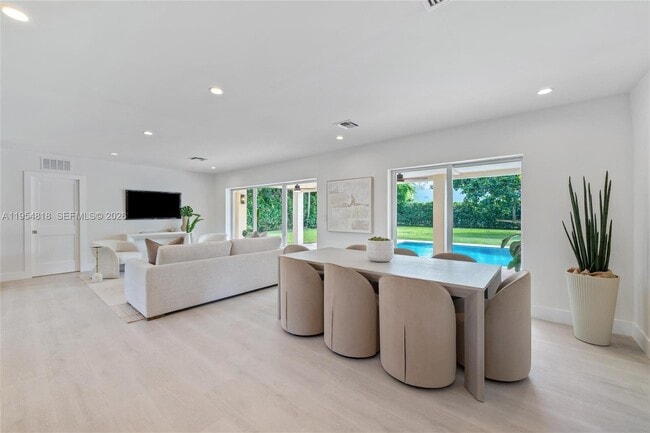 Building Photo - 7460 SW 126th St