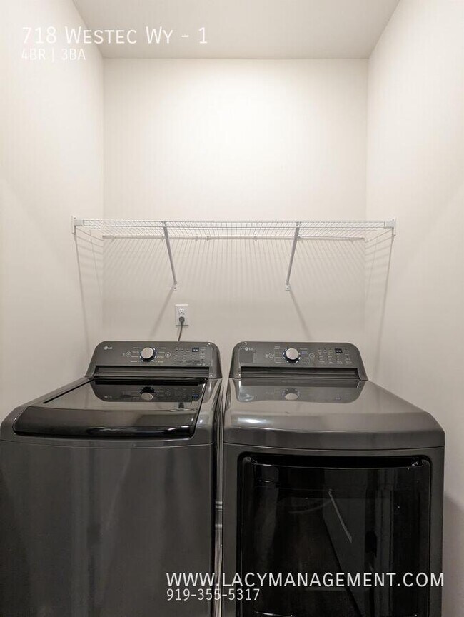 Building Photo - 718 Westec Wy