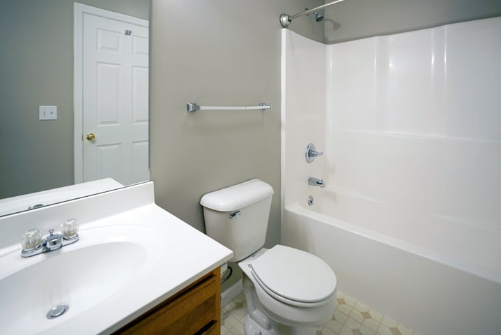 Building Photo - 17 Silver Creek Dr