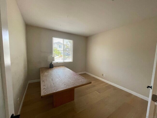 Building Photo - 11330 Belladonna Way
