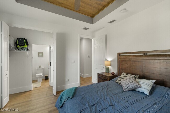 Building Photo - 1857 NW 36th Pl