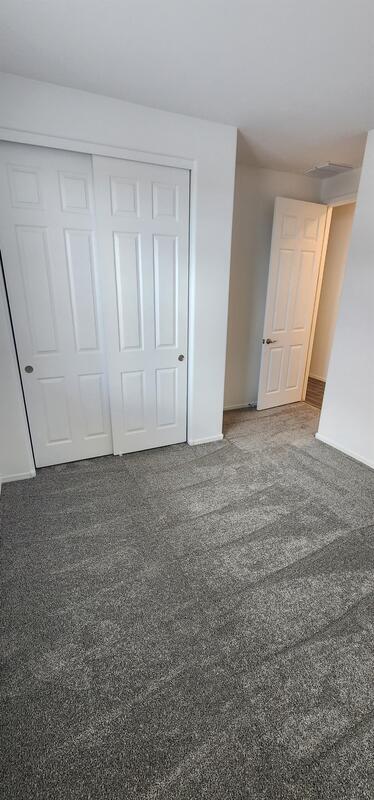 Building Photo - 7822 S Wolf Creek Dr