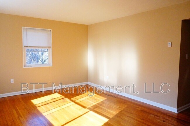 Building Photo - 4013 38th St