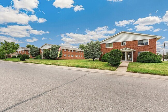 Building Photo - 1190 S Allison St