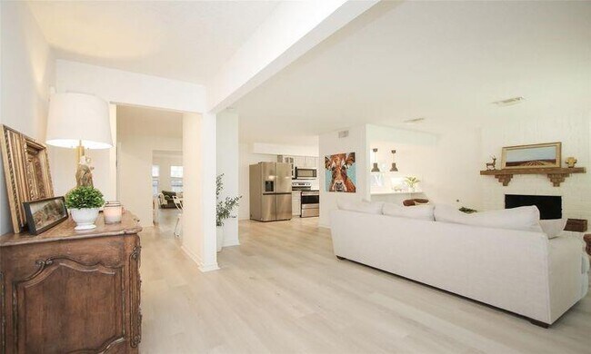 Building Photo - 12227 Gun Oak Pl