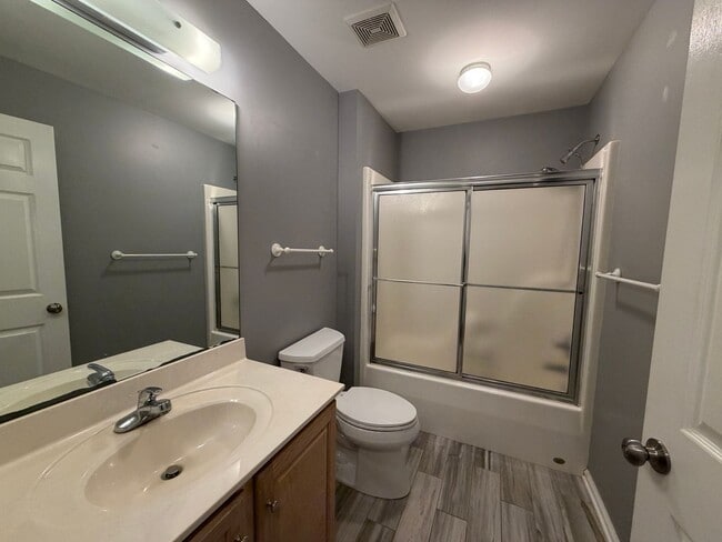 Building Photo - Lovely 3 Bedroom, 2 Bath House with 2-Car Garage in Athens, GA