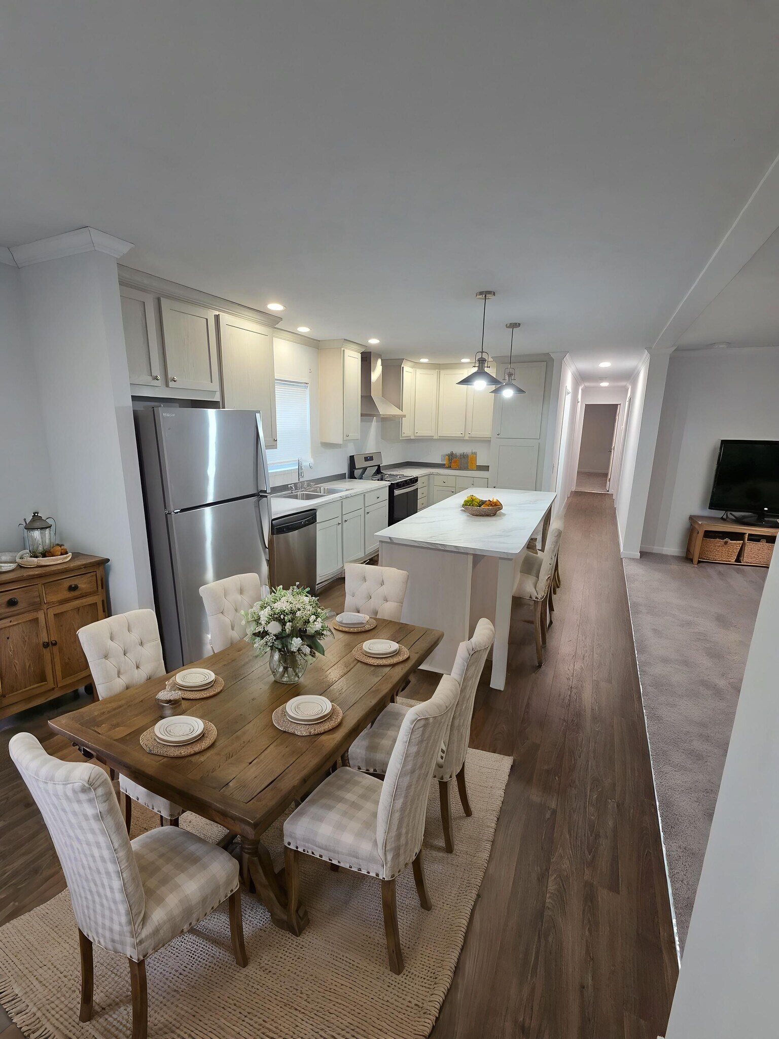 Building Photo - 55 Hickory Ln