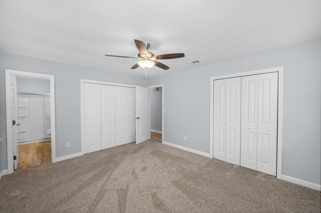 Building Photo - 391 Iowa St