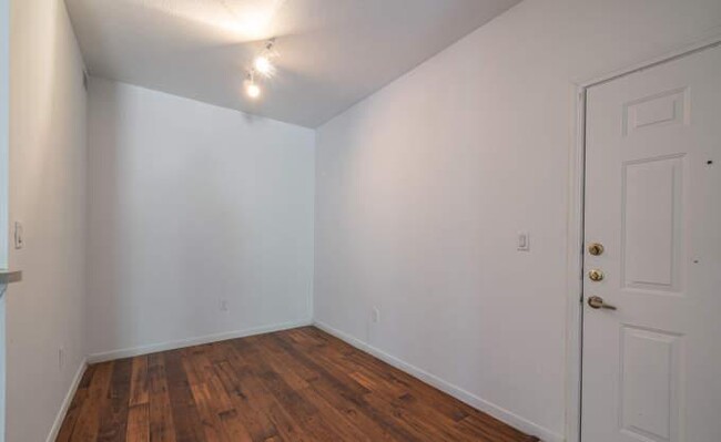 Building Photo - 2 bedroom in Houston TX 77075