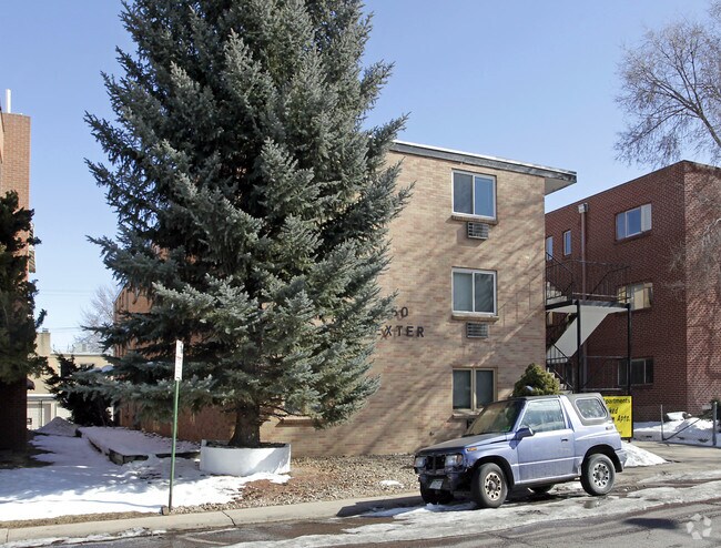 Building Photo - The Justin