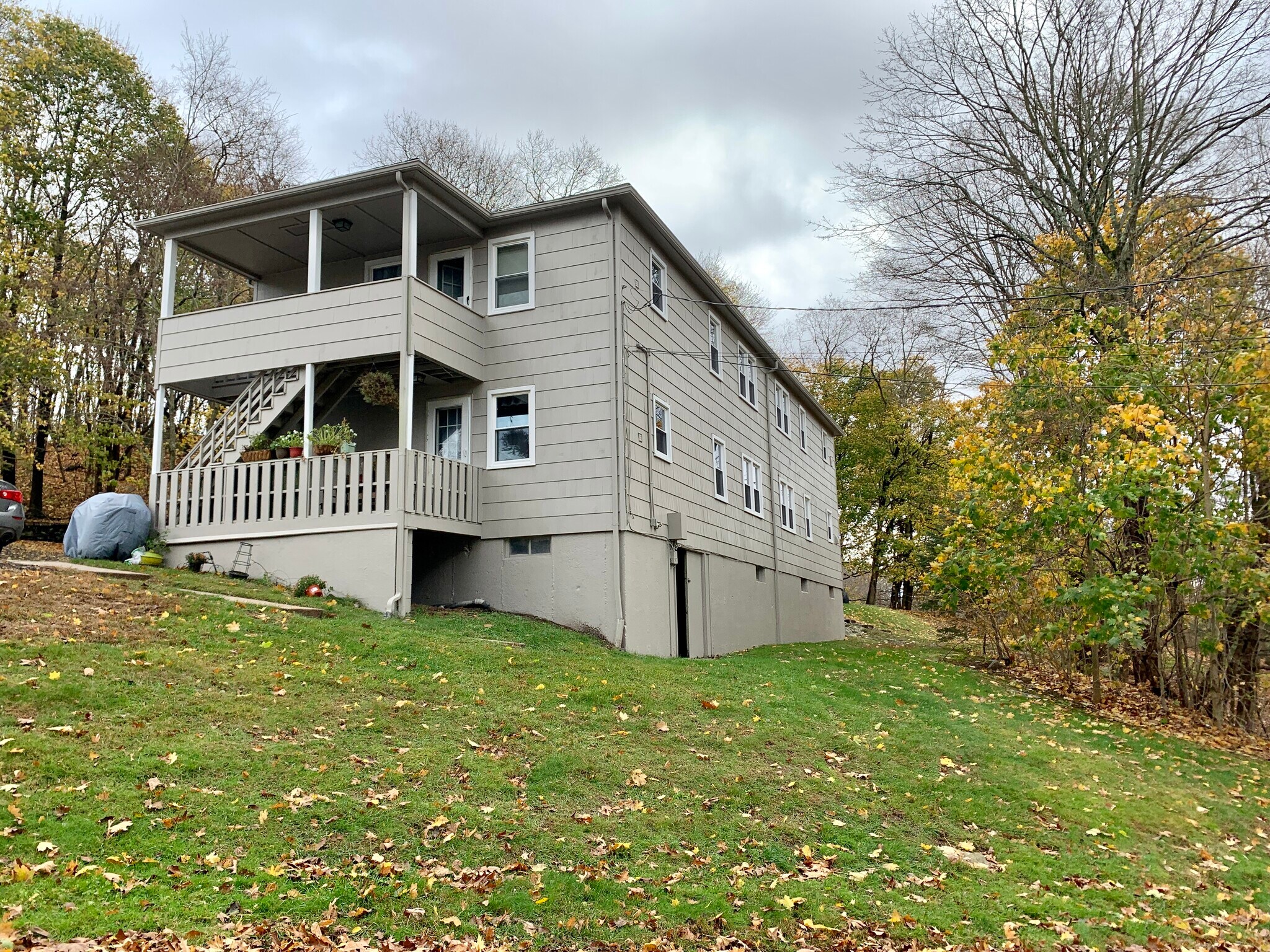 Building Photo - 40 Pleasant St