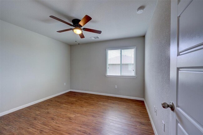 Building Photo - 126 Screech Owl Dr