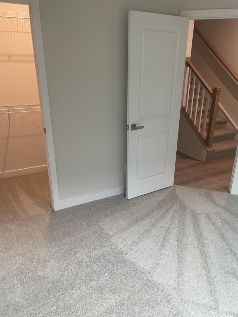 Ground floor bedroom - 132 Millsbee Ln