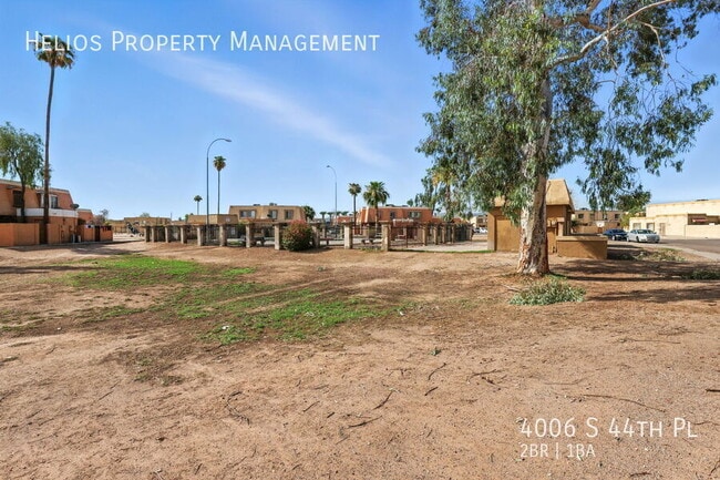 Building Photo - 4006 S 44th Pl