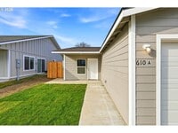 Building Photo - 610 N Earl St