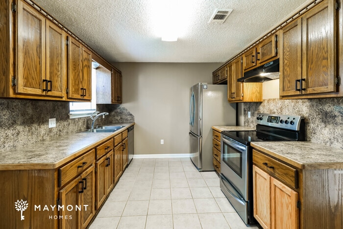 Building Photo - 2705 Timbermist Cir