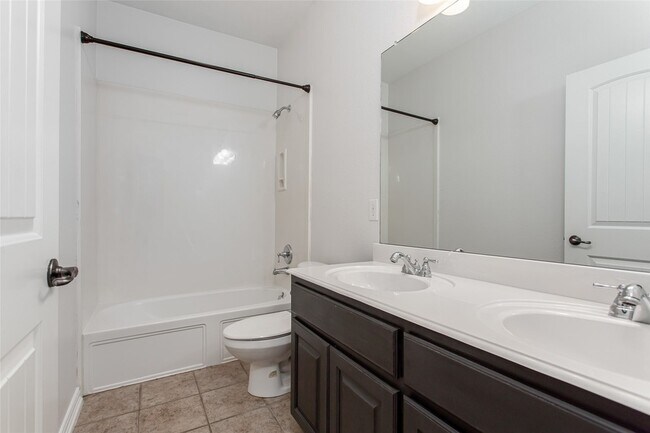 Building Photo - 4738 Coyote Trail