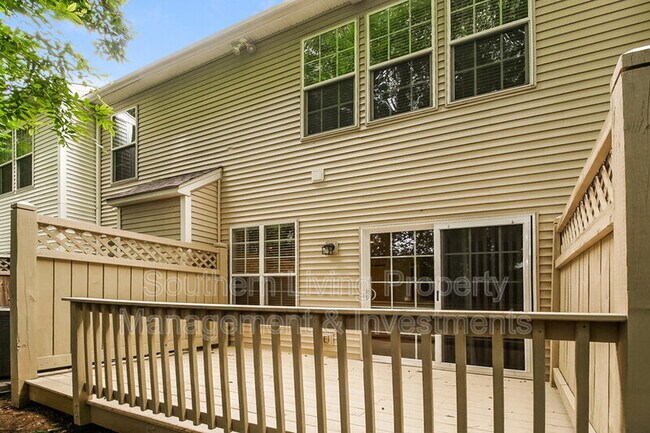 Building Photo - 10310 Blakeney Preserve Dr