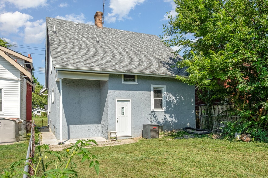 Building Photo - 5314 Section Ave