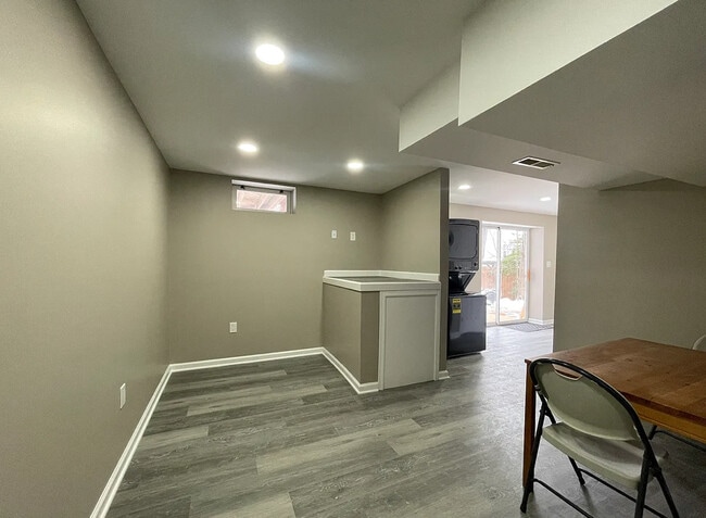 Building Photo - 11206 Golden Meadow Ct