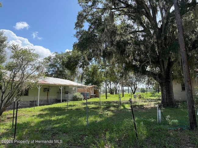 Building Photo - 18640 County Line Rd