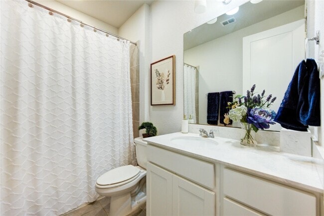 Building Photo - 9210 Lair Cove Dr