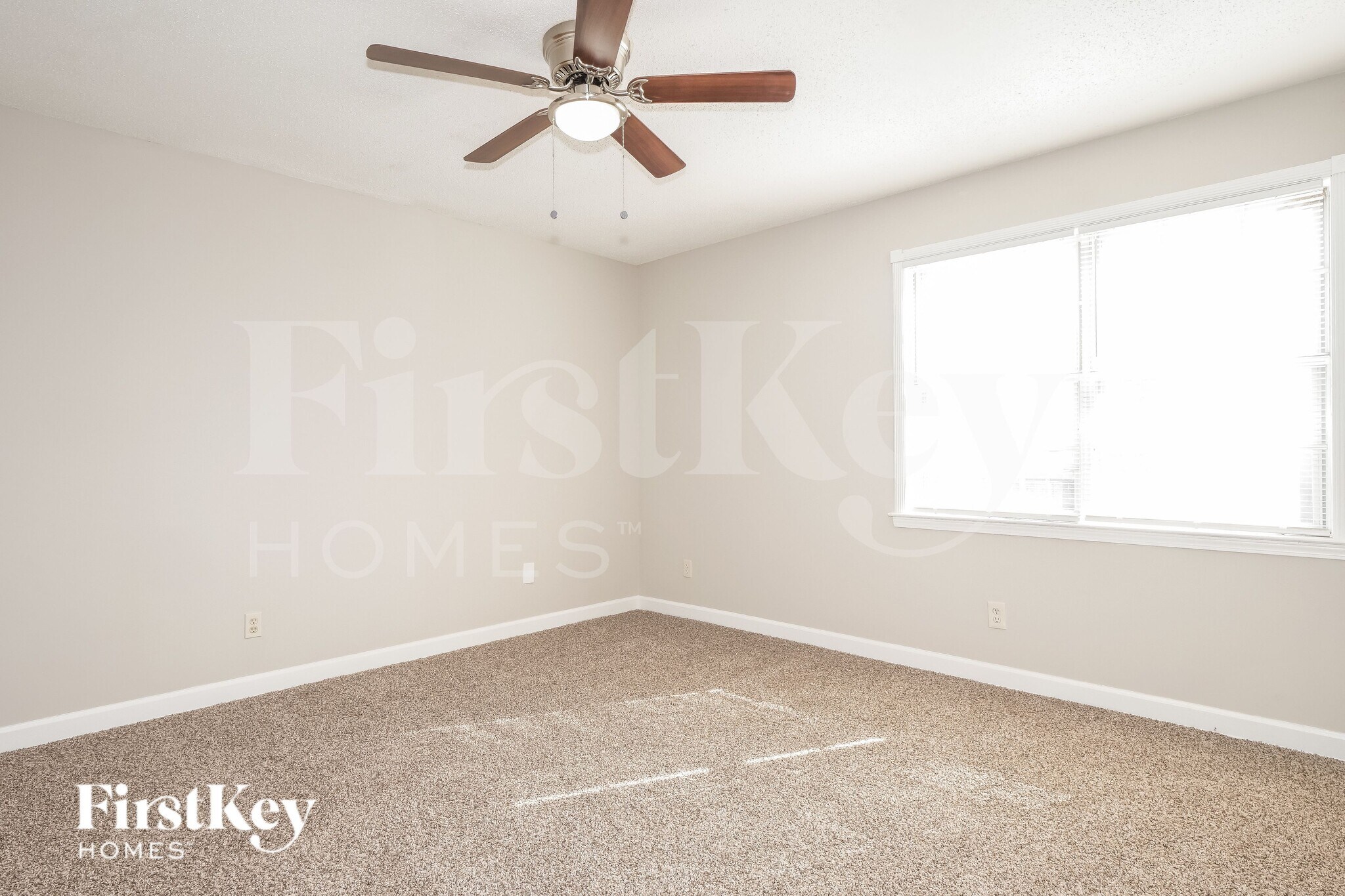 Building Photo - 2077 Oakvalley Rd