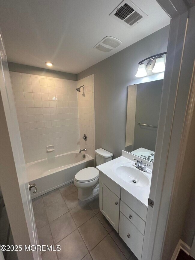 Building Photo - 201 Rio Grande Dr