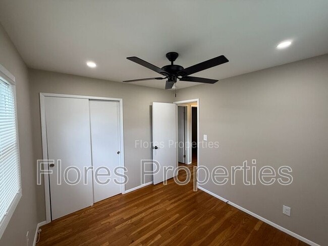 Building Photo - 1136 Pauline Ave